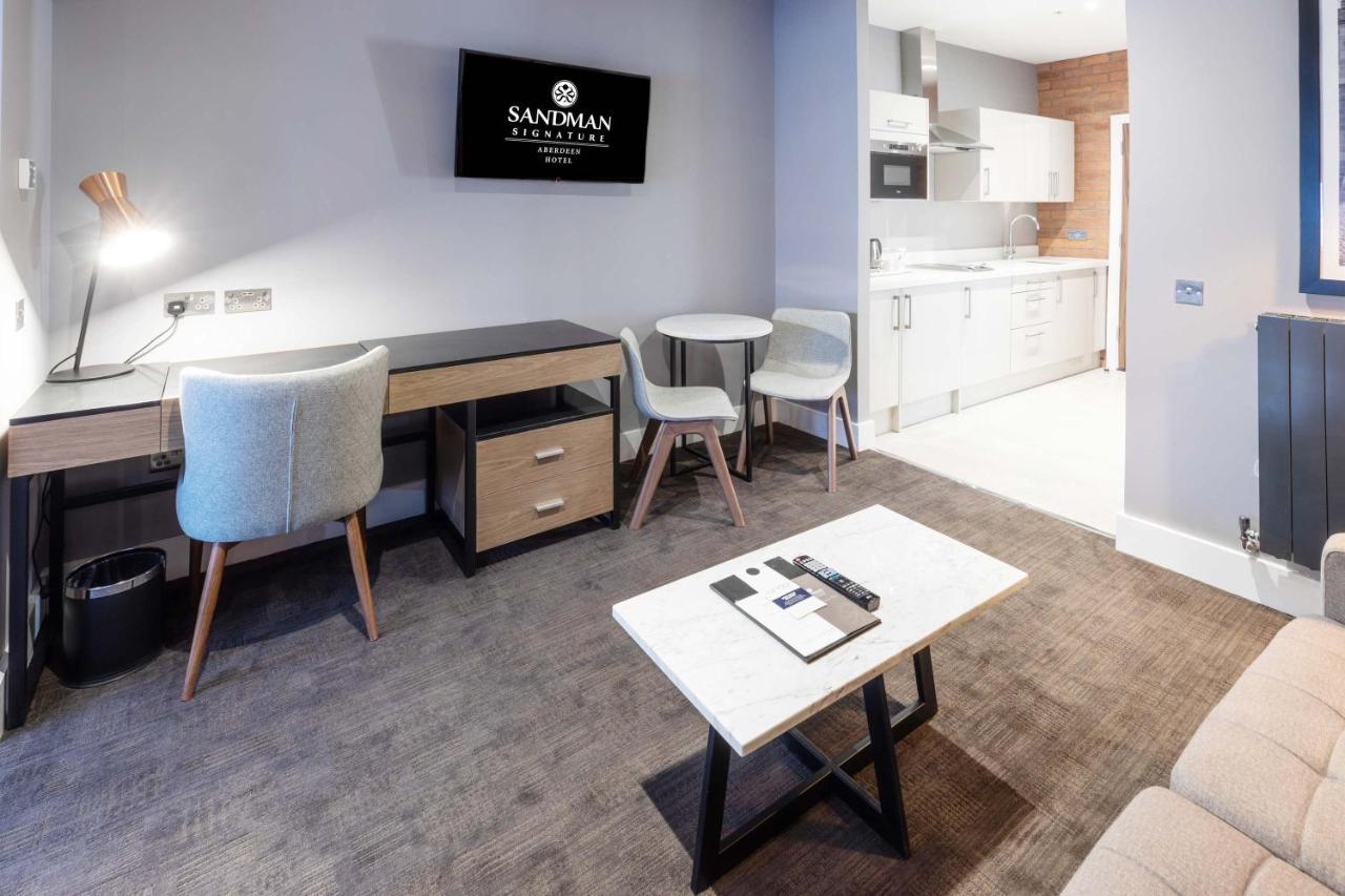 Sandman Signature Aberdeen Hotel & Spa 외부 사진