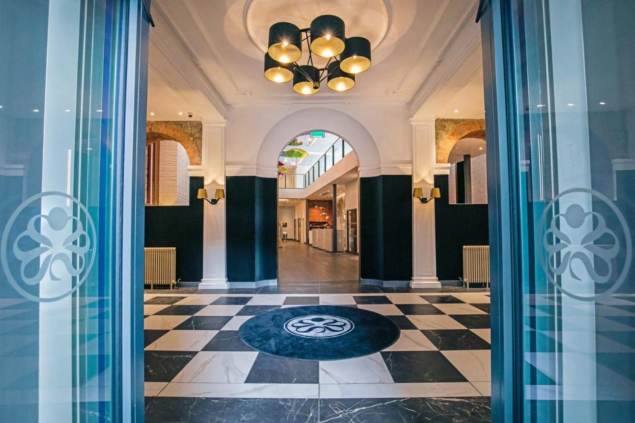 Sandman Signature Aberdeen Hotel & Spa 외부 사진