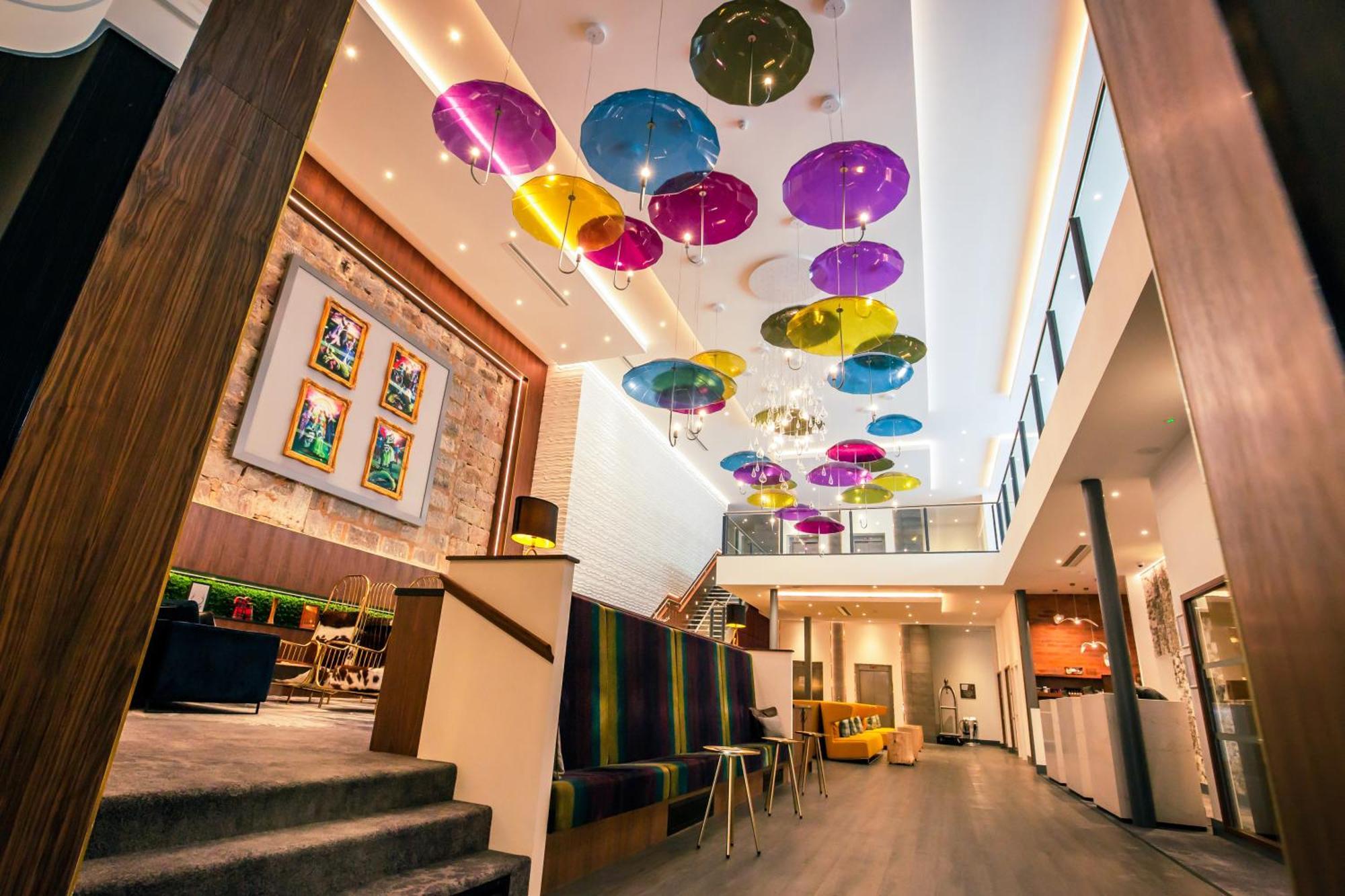 Sandman Signature Aberdeen Hotel & Spa 외부 사진