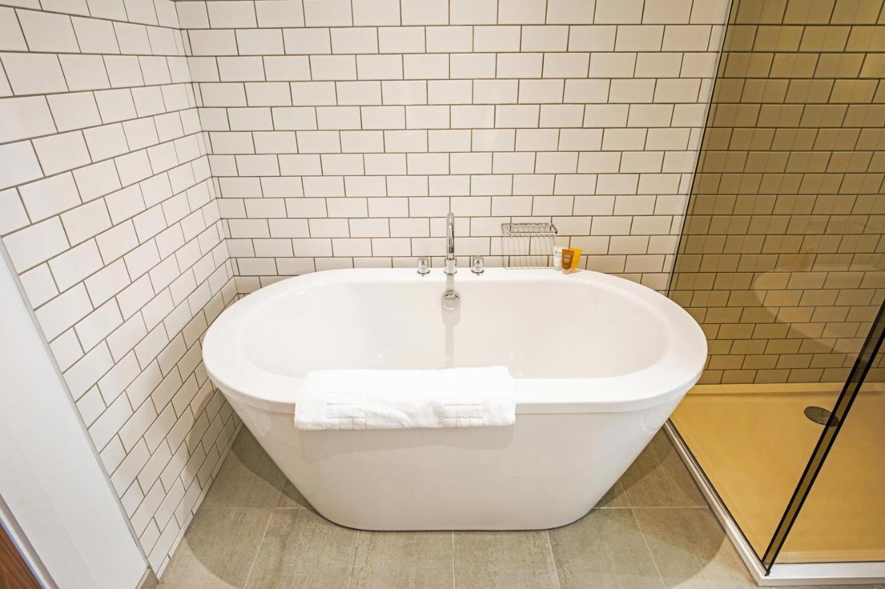 Sandman Signature Aberdeen Hotel & Spa 외부 사진